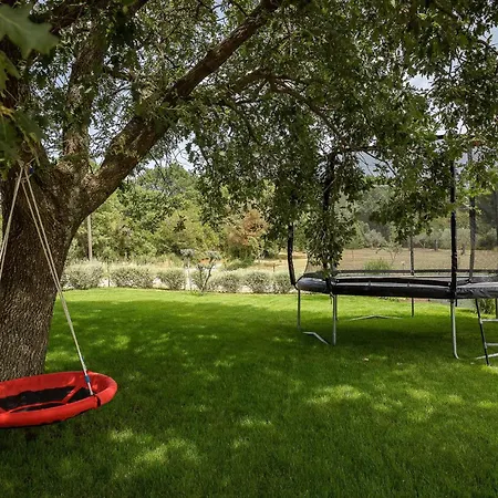 One Way Дом отдыха *